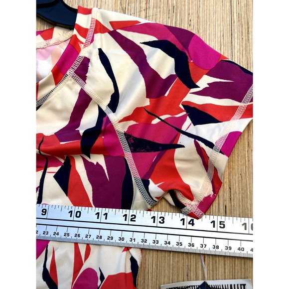 J. Dow Fitness - Women's Abstract Print Sports Crop Top - Extra Small - Picture 4 of 11